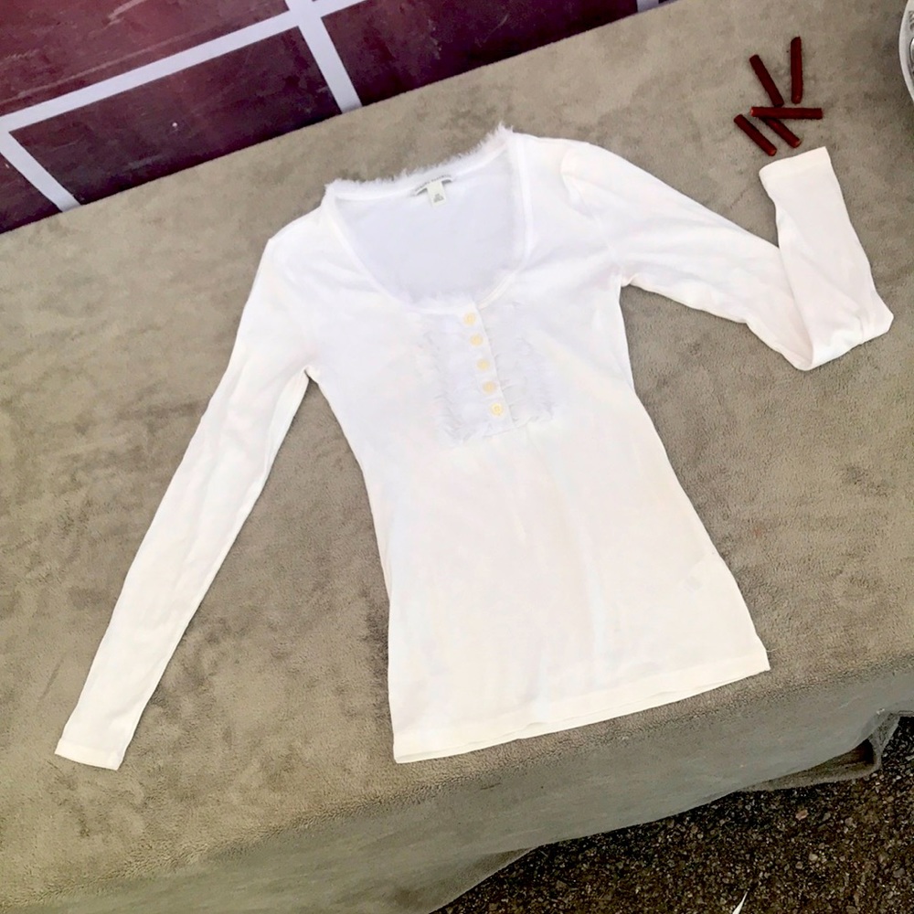 Sexy white xs banana republic scoop t